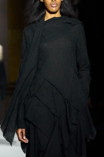 Look 60